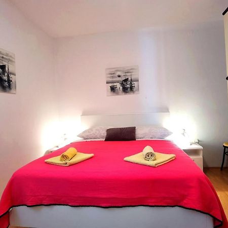 Apartments & Rooms Milena Vodice Ngoại thất bức ảnh