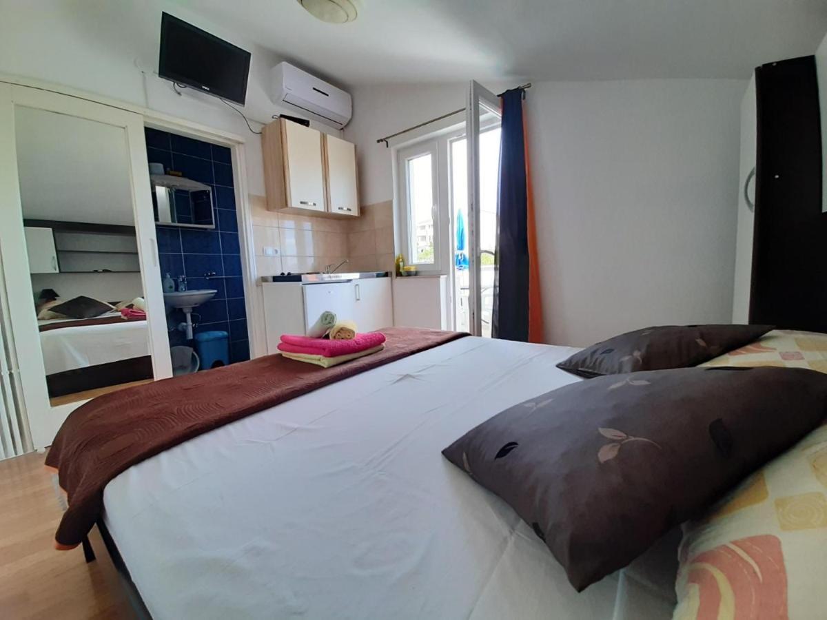 Apartments & Rooms Milena Vodice Ngoại thất bức ảnh