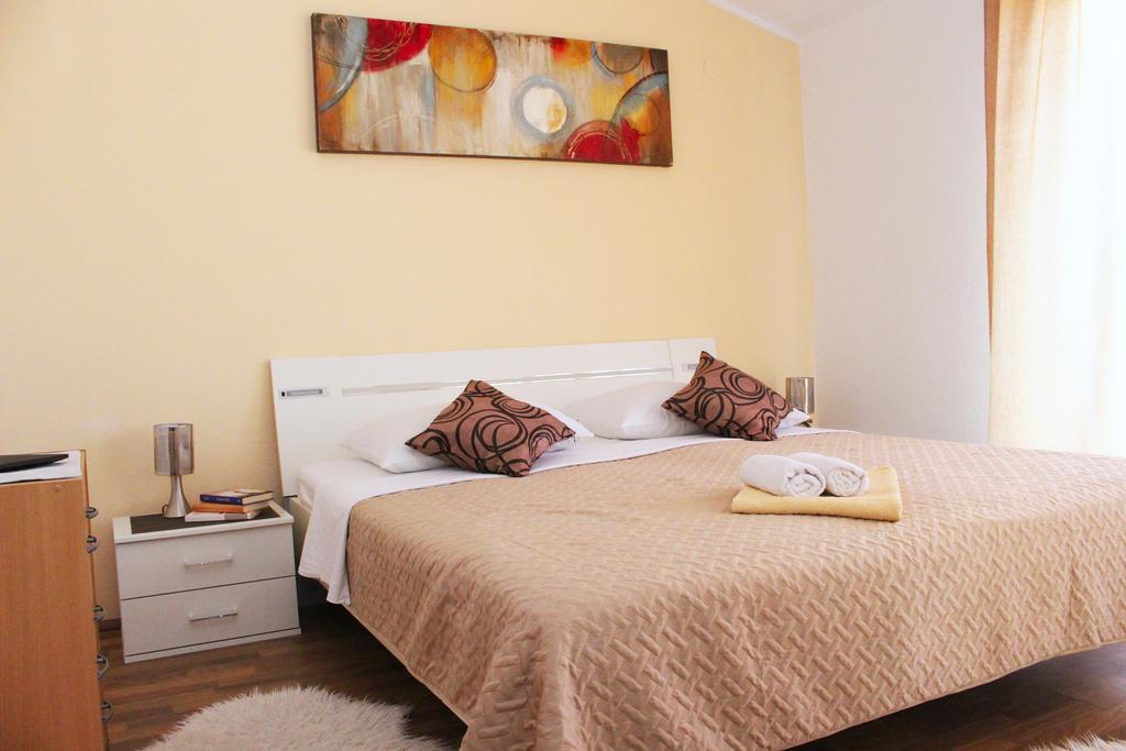 Apartments & Rooms Milena Vodice Ngoại thất bức ảnh