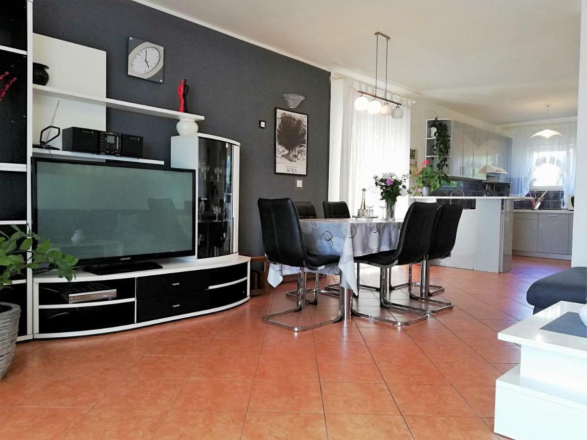 Apartments & Rooms Milena Vodice Ngoại thất bức ảnh